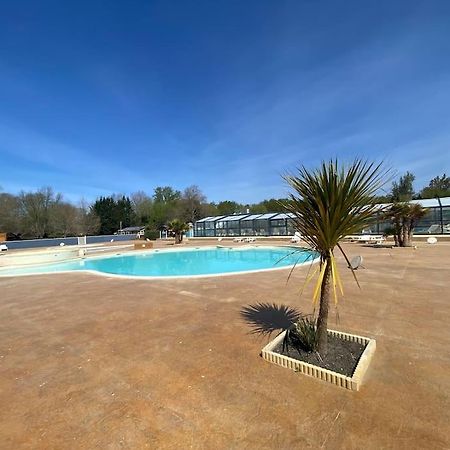 Vue Sur Le Lac, Cadre Verdoyant, Camping 4 Etoiles Aureilhan (Landes) Exterior foto